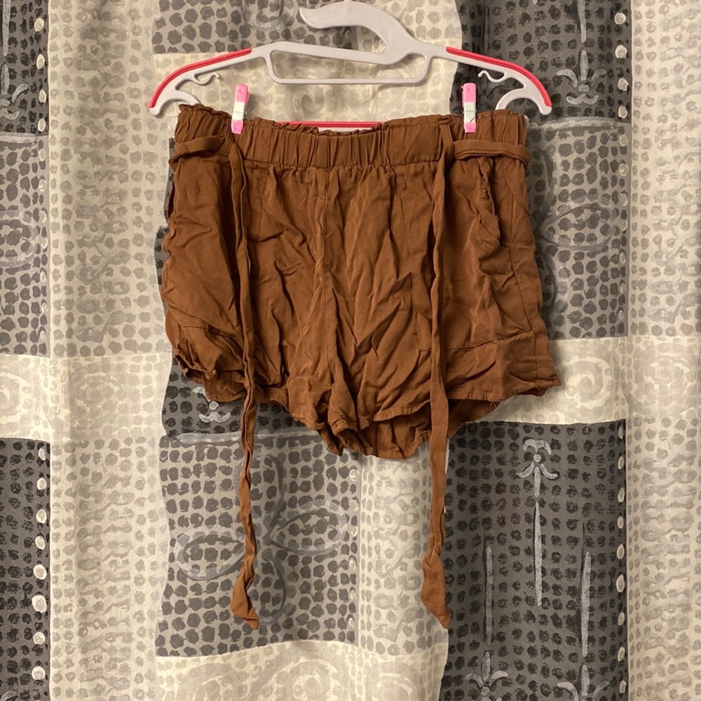 Cute Brown Shorts with Tie
